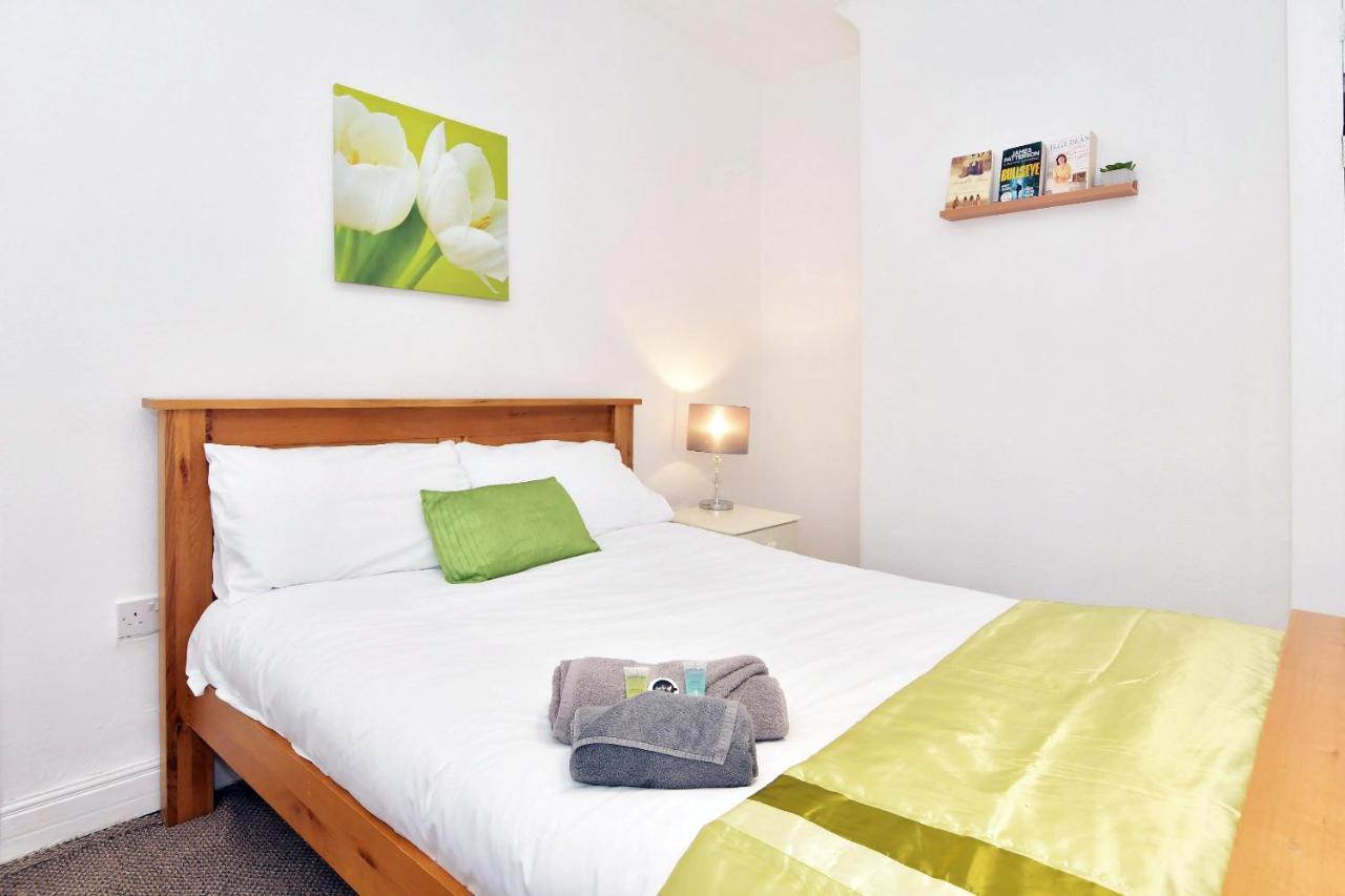Townhouse @ Hanley Road Stoke Екстериор снимка
