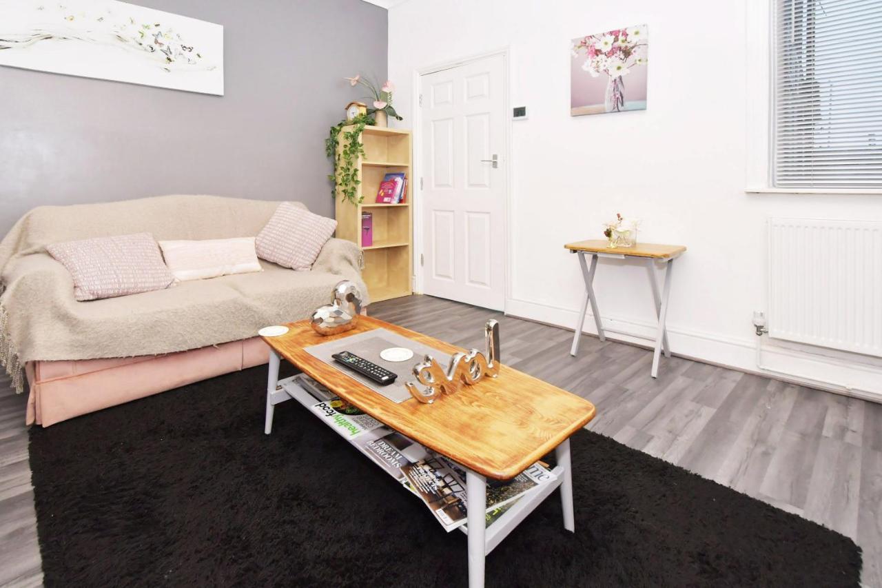 Townhouse @ Hanley Road Stoke Екстериор снимка