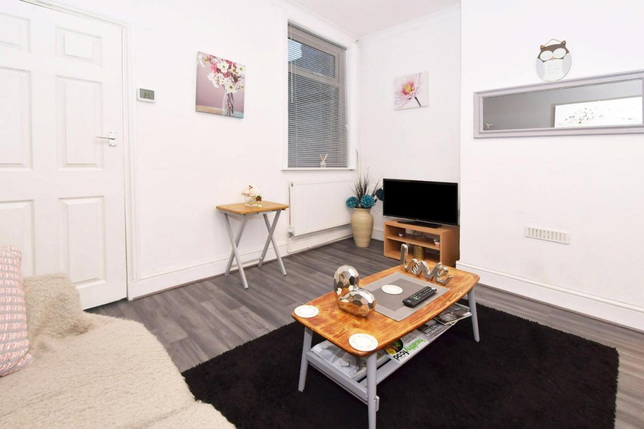 Townhouse @ Hanley Road Stoke Екстериор снимка