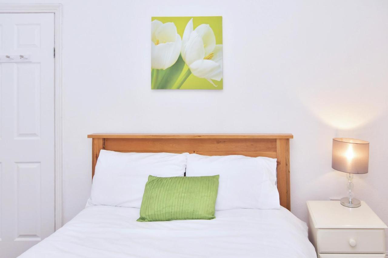 Townhouse @ Hanley Road Stoke Екстериор снимка
